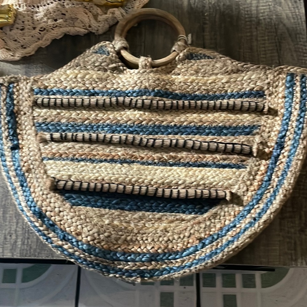 Large ladies bag - Picture 2 of 4